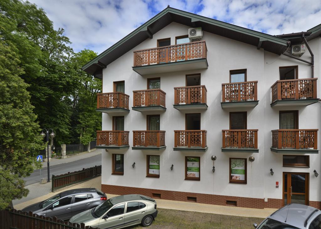 Sanatorium Zbyszko Hotell Busko-Zdrój Eksteriør bilde